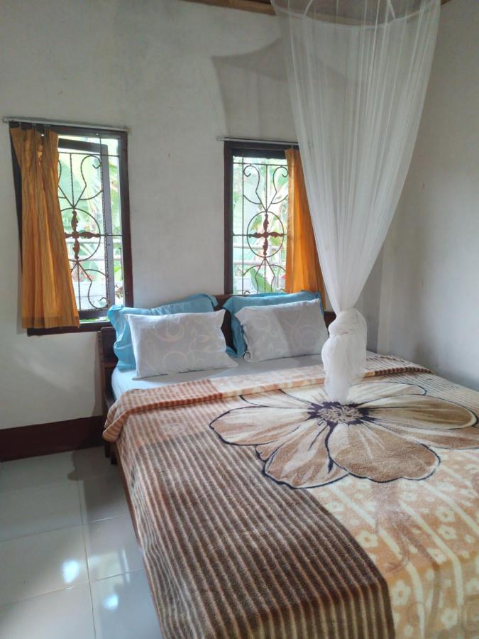 Kembang Kuning Cottages Тетебату Екстериор снимка