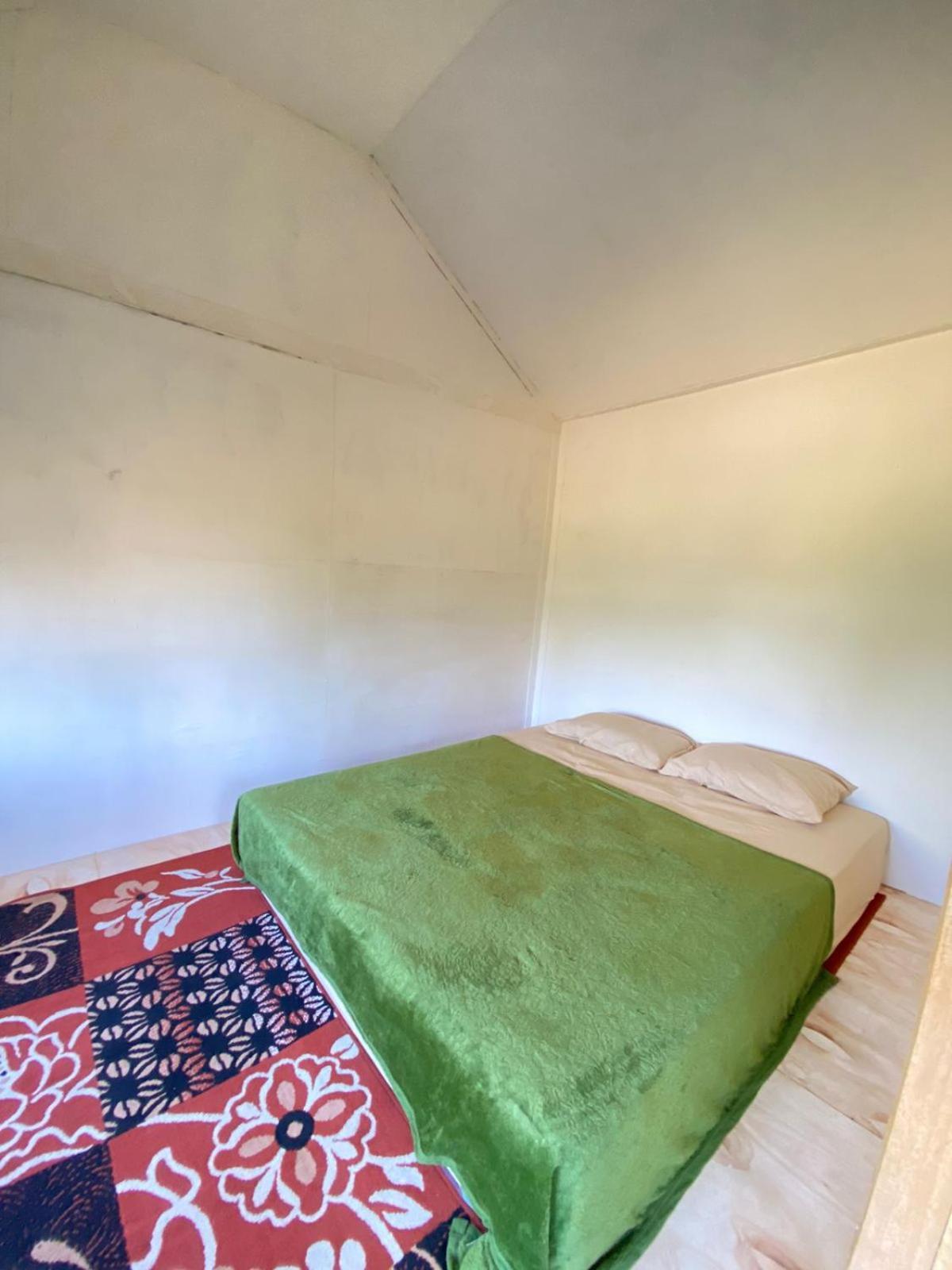 Kembang Kuning Cottages Тетебату Екстериор снимка