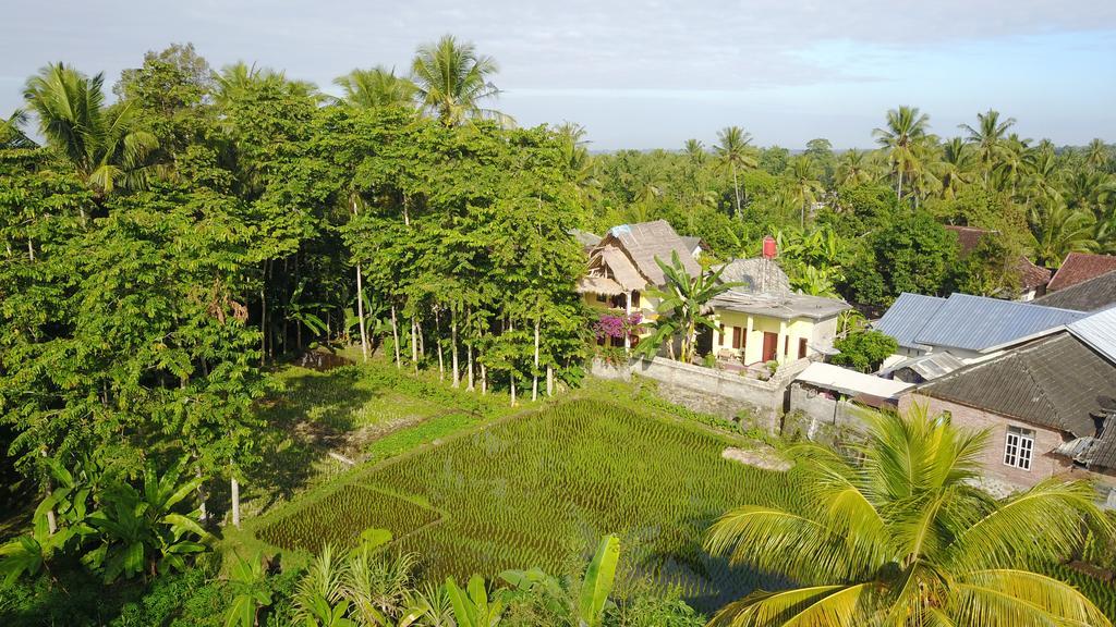 Kembang Kuning Cottages Тетебату Екстериор снимка