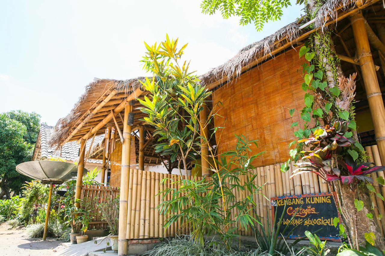 Kembang Kuning Cottages Тетебату Екстериор снимка